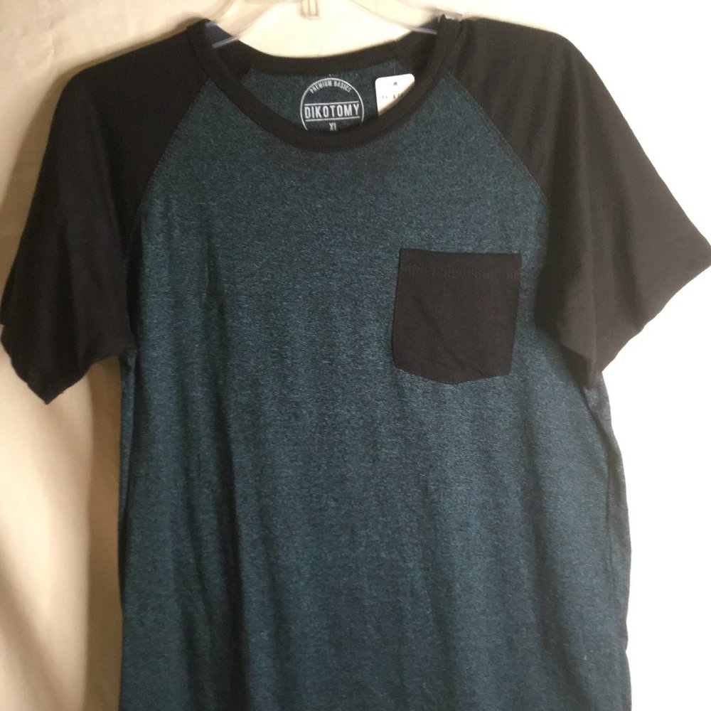 DIKOTOMY T-Shirt